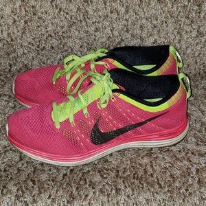 Women's Nike size 9